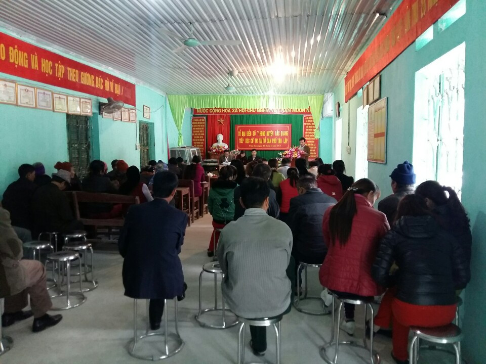 Tổ đại biểu số 7 HĐND huyện Bắc Quang tiếp xúc cử tri trước kỳ họp thứ 3