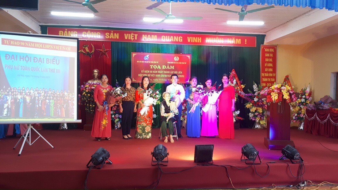 Hội LHPN thị trấn Vĩnh Tuy tổ chức kỷ niệm 90 năm ngày thành lập Hội LHPN Việt Nam